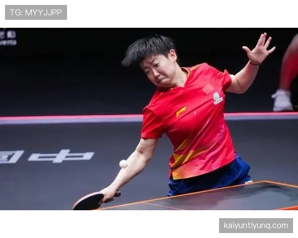 孙颖莎一天喝五杯冰美式，训练完直接睡地板